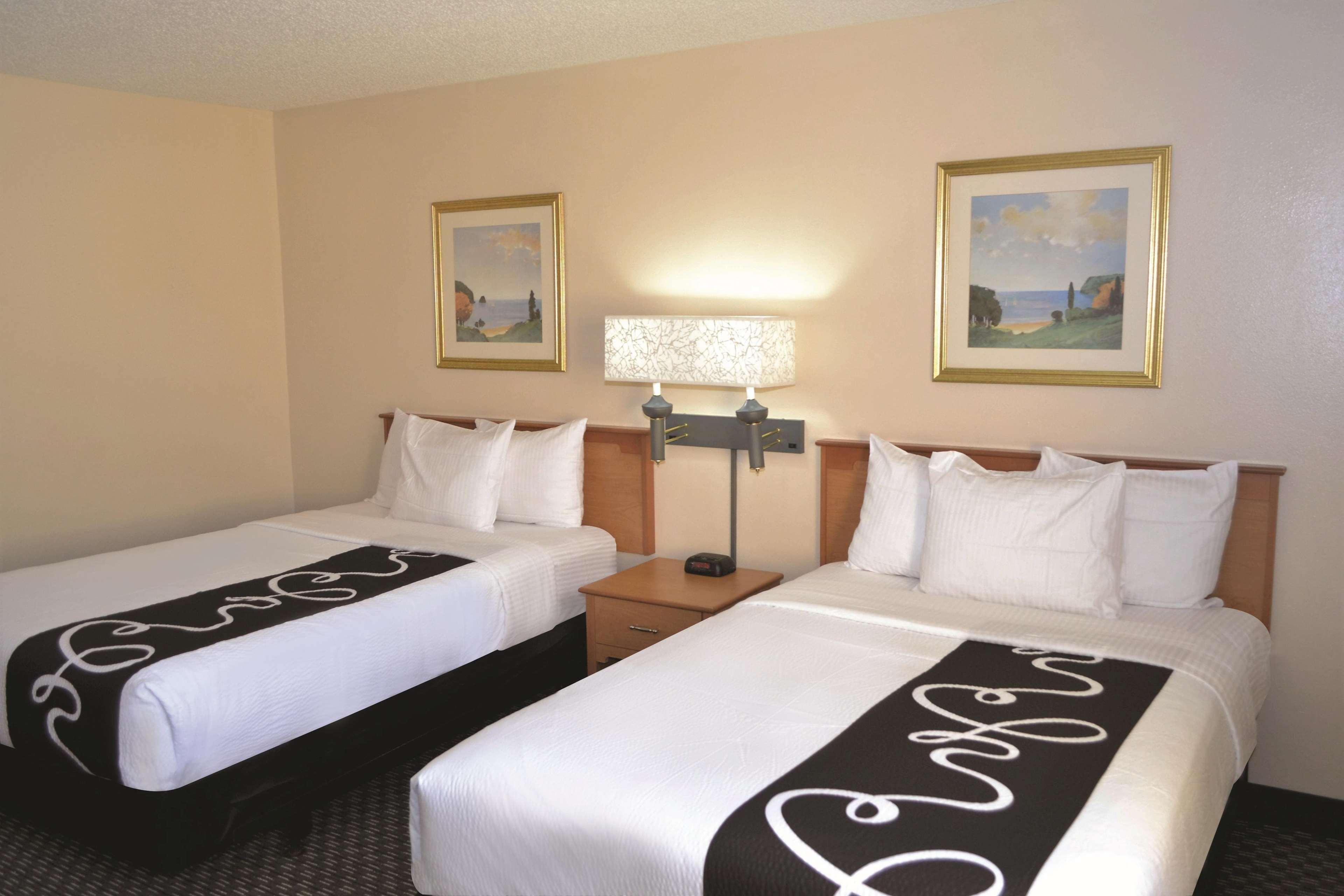 La Quinta By Wyndham Tampa Fairgrounds - Casino Hotel Mango Exterior photo